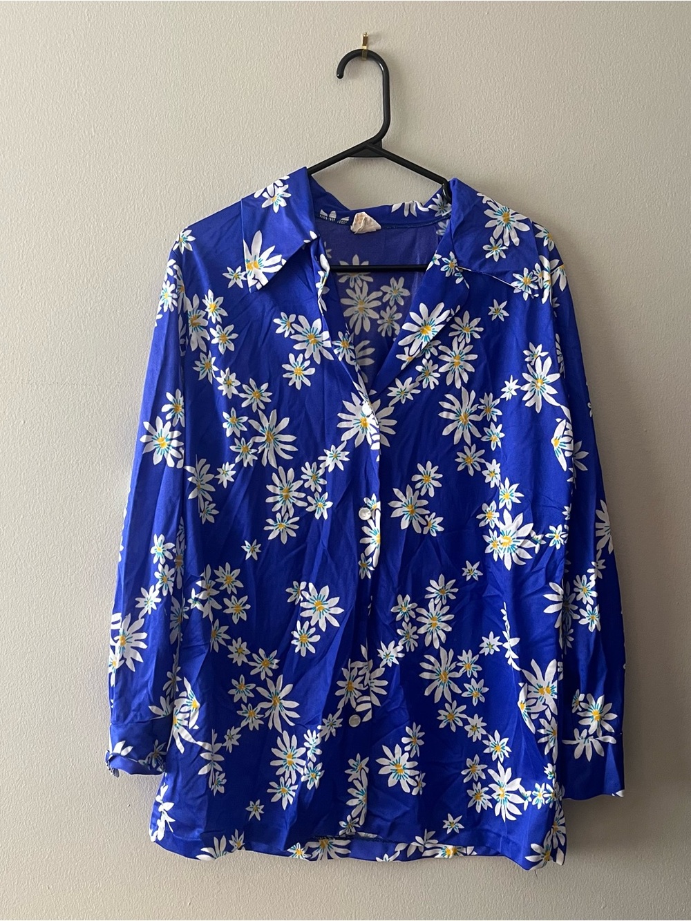 Vintage Floral Button-Up Collared Blouse